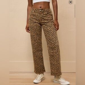 AE Stretch Leopard High-Waisted Stovepipe Ankle Pant